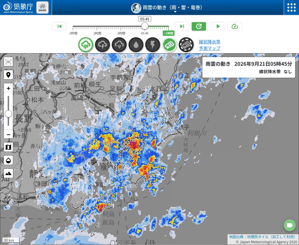 雨雲の動きの画面。房総半島から東京湾の周辺に赤やオレンジの強い雨域がかかっている