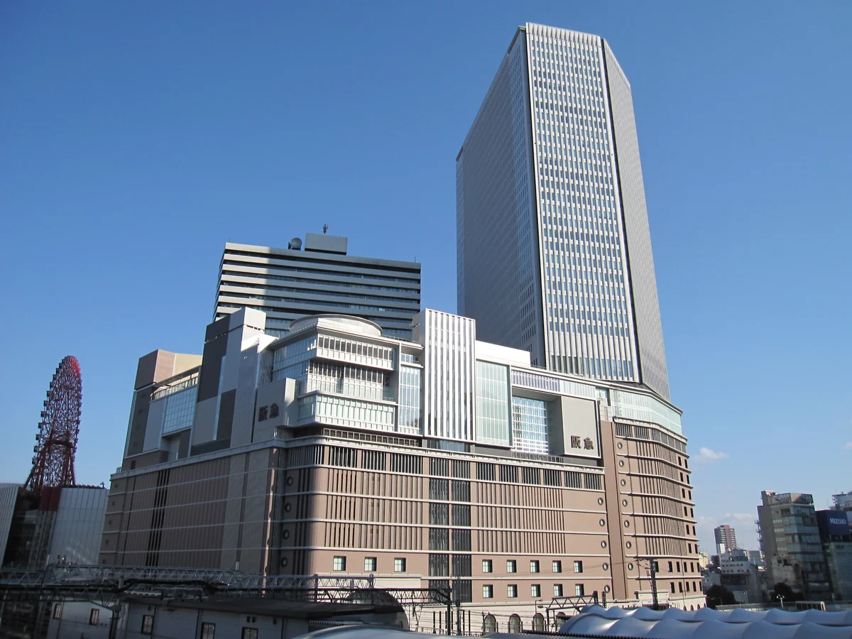 阪急うめだ本店の建物外観。2013年撮影の資料写真