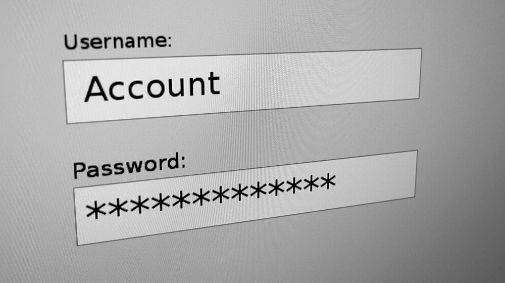 画面のユーザー名とパスワードの入力欄