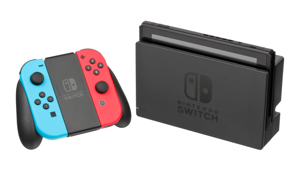 Nintendo Switch本体とコントローラーを写した参考写真