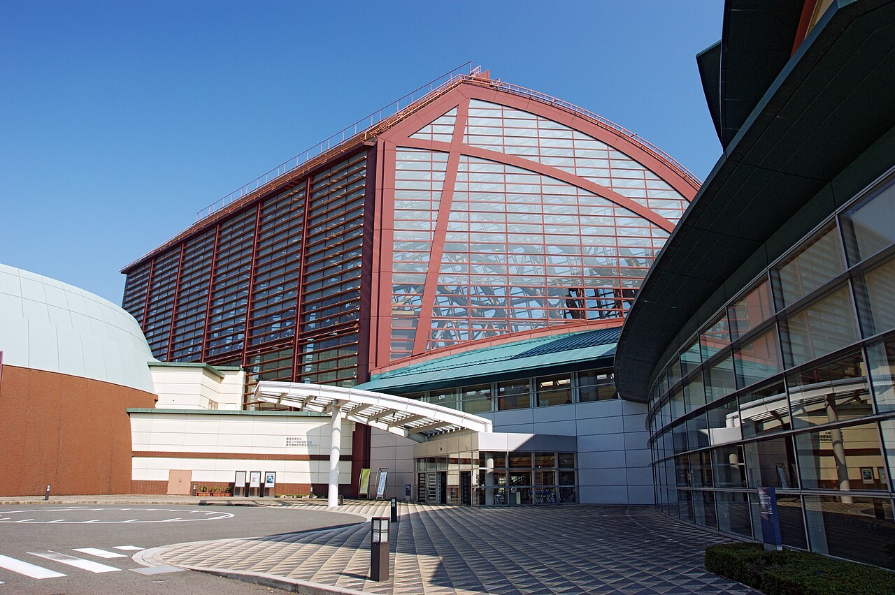 倉吉パークスクエアの建物。2008年撮影で大会当日の写真ではありません。