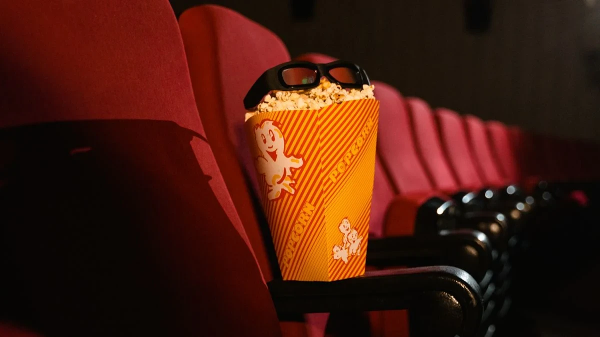 映画館の客席のイメージ写真